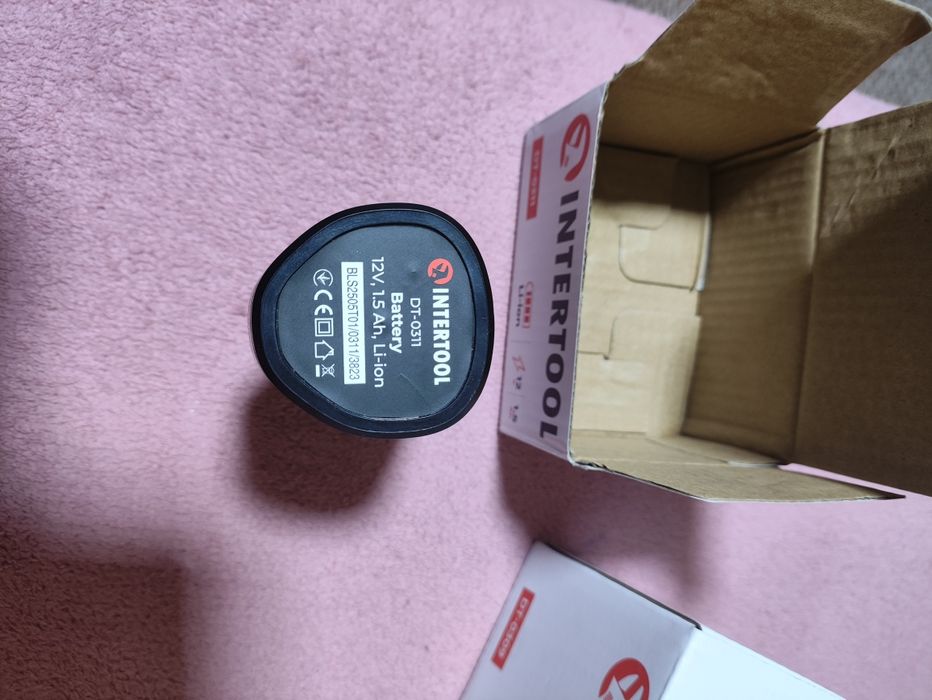 Батарея та зарядка для шуруповета Intertool