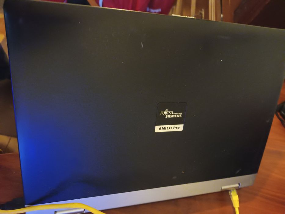 PC portátil " Fugitsu Siemens "