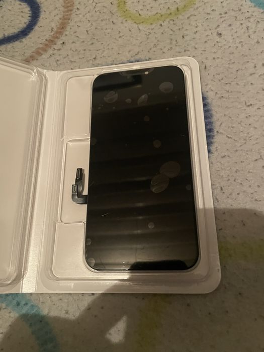 Iphone 12Pro ecra completo novo mandei vir dois por engano