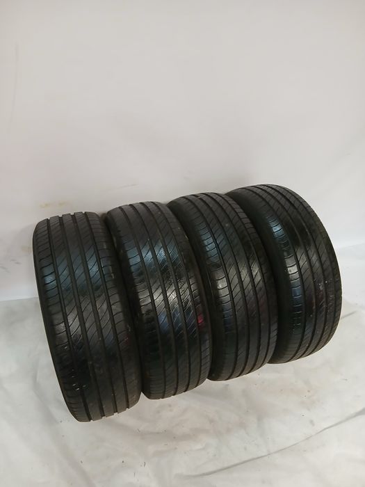 Lato Michelin 205/55R17