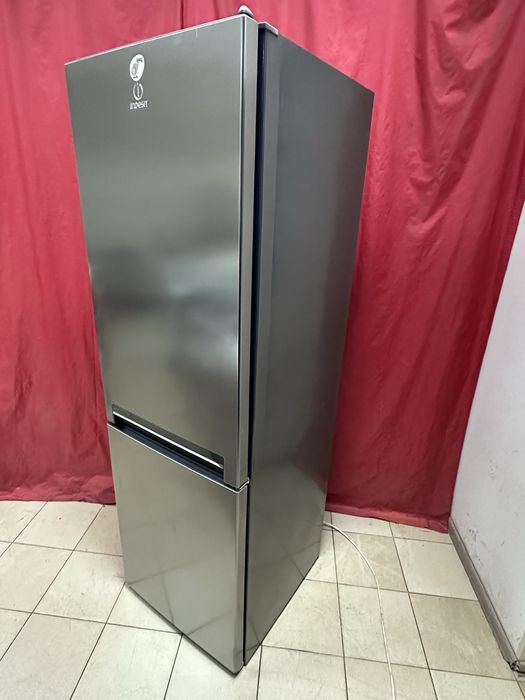 Холодильник Indesit 185/60/60