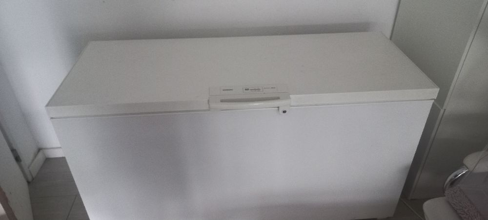 Combinado Encastre IKEA TINAD (NOVO) + Arca Vertical SIEMENS 312L