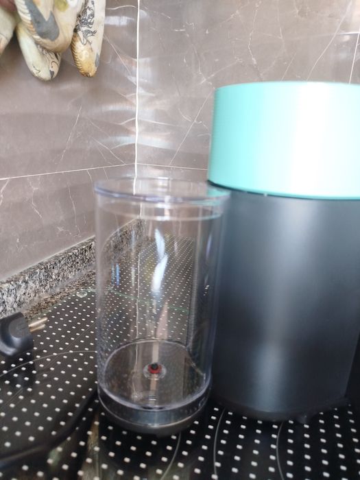 Máquina Nespresso Vertuo Pop (Aqua Mint) – Praticamente Nova!
