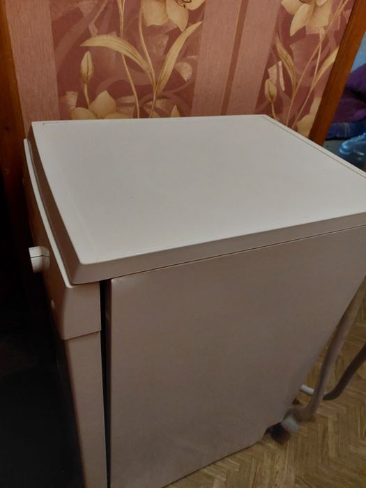 Запчасти на посудомойную  машину Bosch