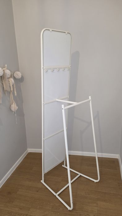 Lustro Ikea Knapper