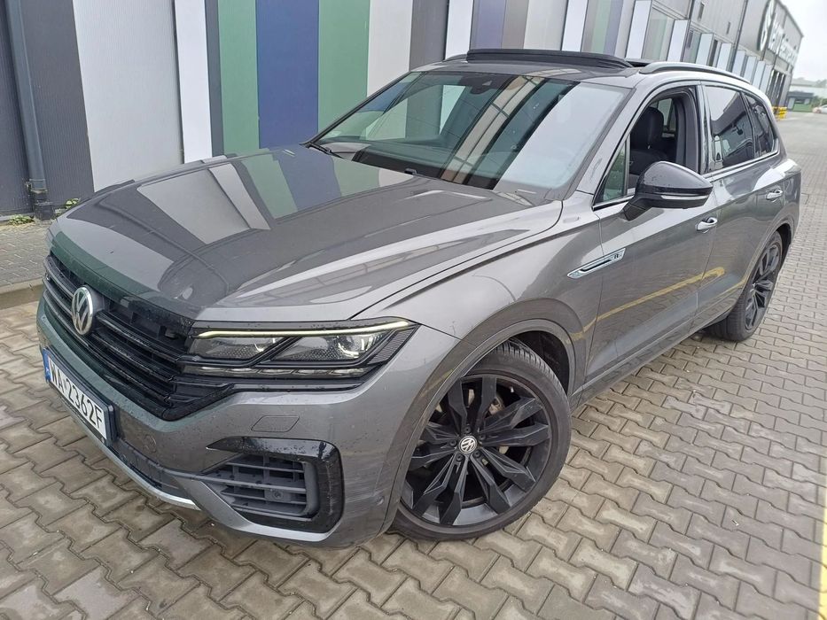 Volkswagen Touareg R-Line/4Motion/Salon PL/3.0TDi/Szklany dach//285PS/Faktura Vat 23%