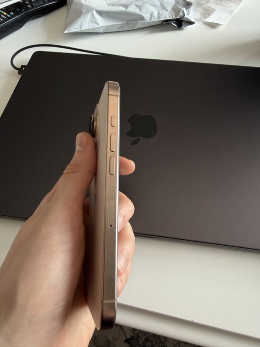 iPhone 16 Pro 256 Gb Desert Titanum