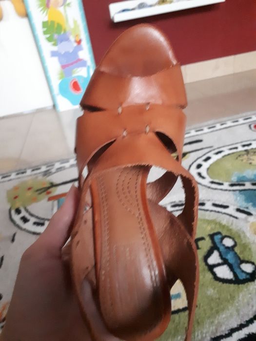 Skórzane buty ZARA ,sandały, szpilki 36