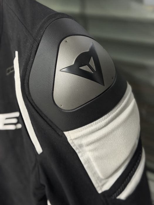 Casaco da Dainese Racing 3