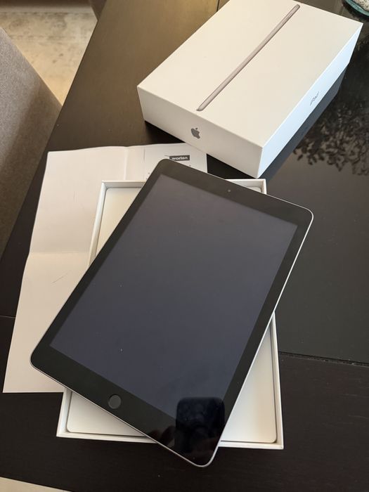 Ipad black 5 geração