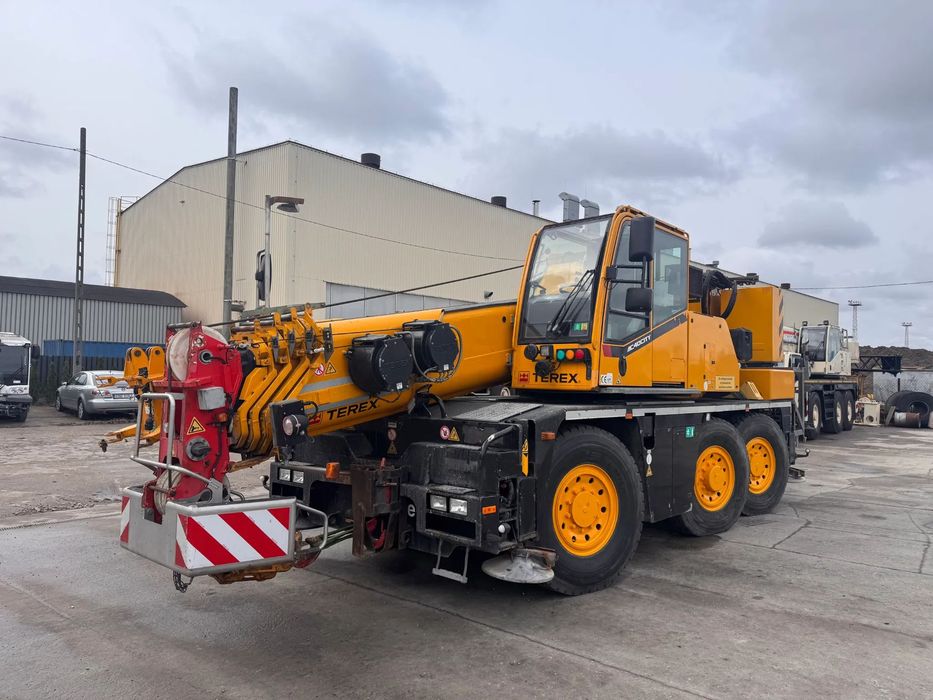 Demag AC 40 City  Terex Demag AC 40 City, rok 2011, sprowadzone ze Szwajcarii