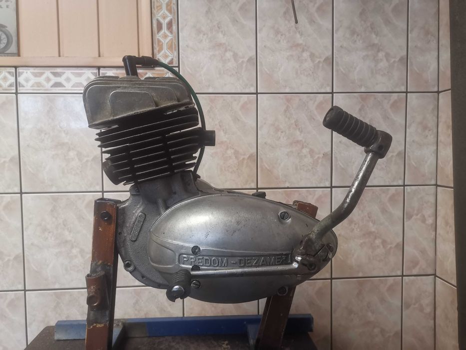 Silnik wsk 125 odpala