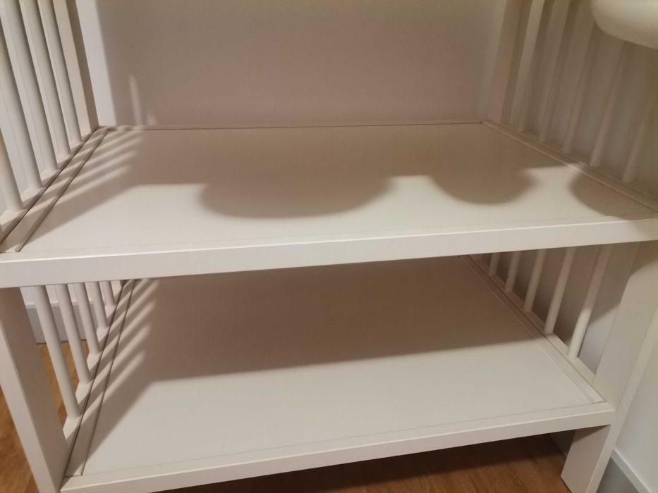 Mudador de fraldas madeira branca  45€