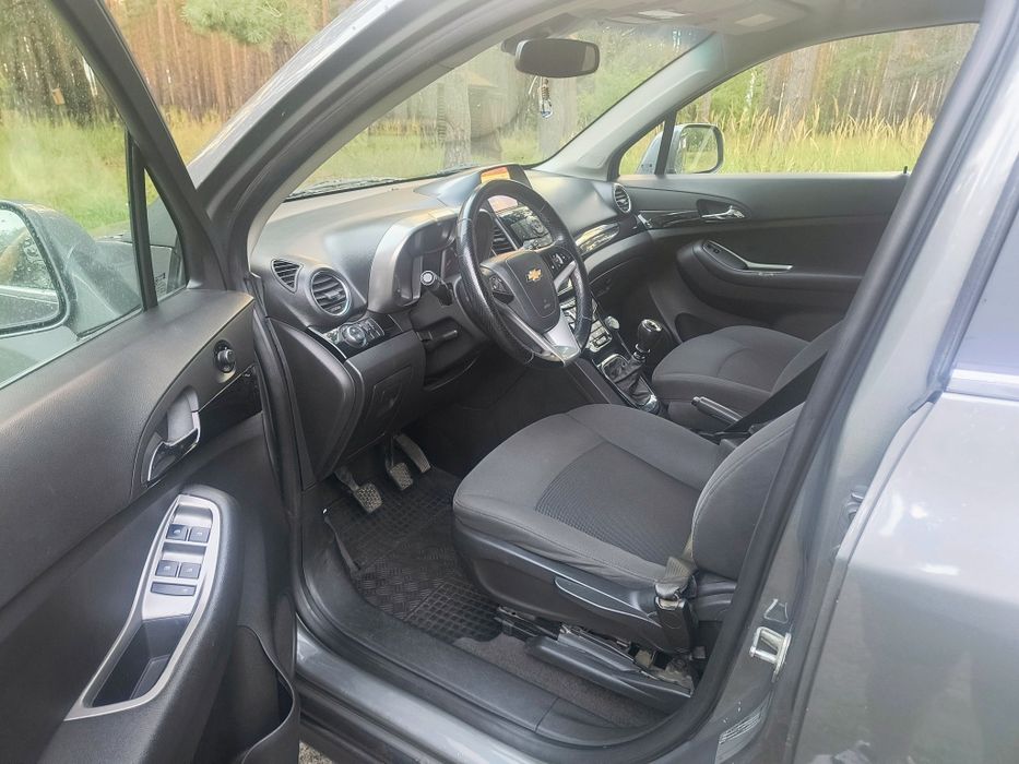 Sprzedam samochód 7 os. Chevrolet Orlando