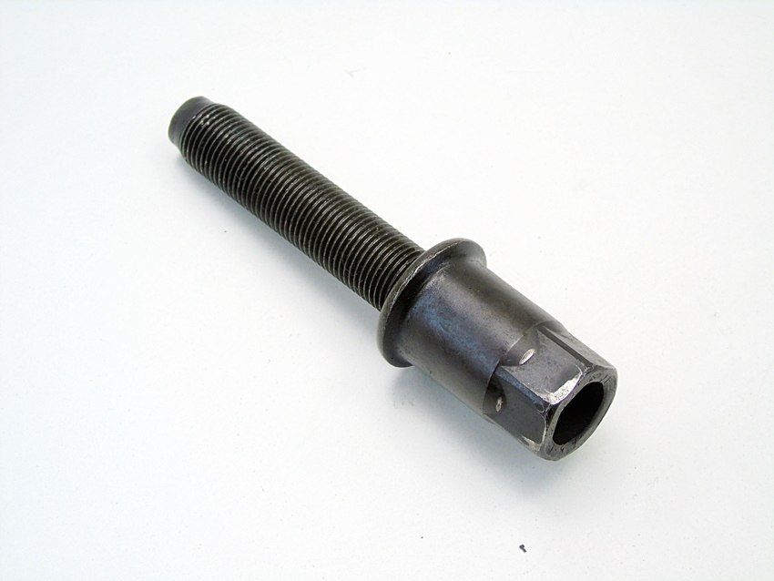Śruba Koła Wału 2.0 I Bmw N43 E60 E61 E90 E91 E92 E93 E81 E82 E88 E87