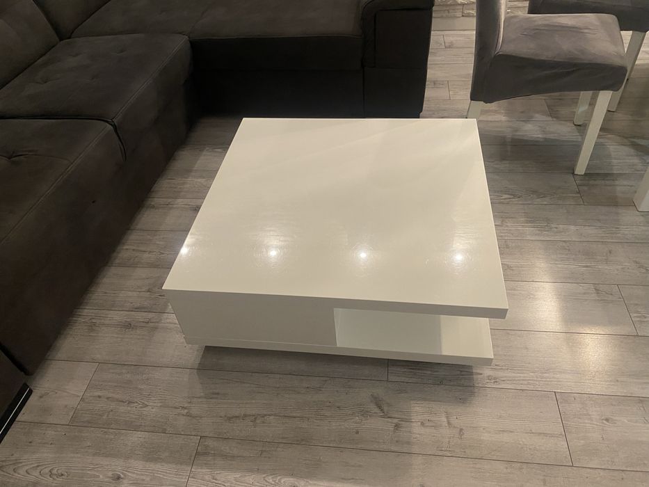 Stolik bialy do salonu