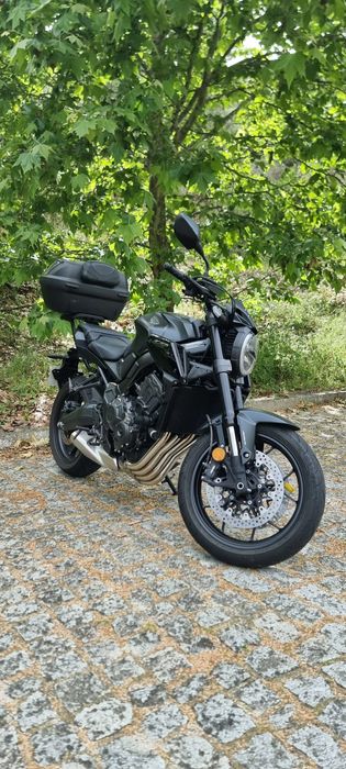 Honda CB650R Black Edition 95cv