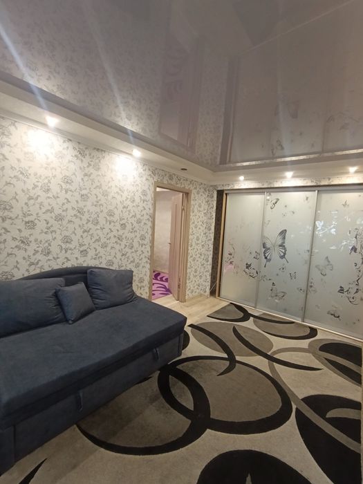 Продам 2-х комнатную на Черемушках