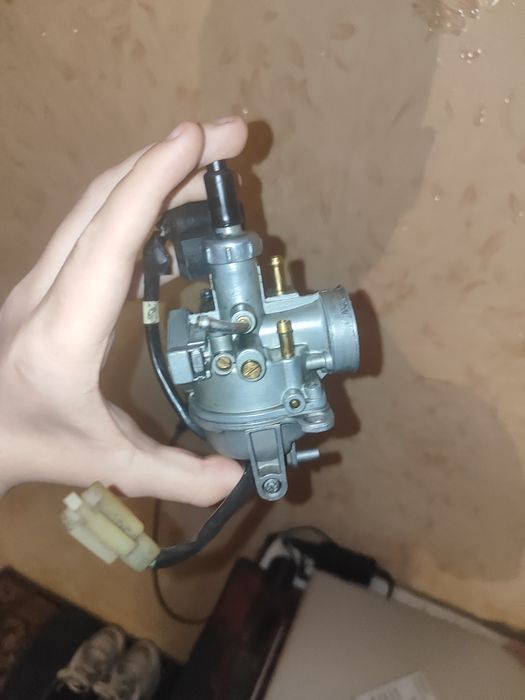 Карбюратор со курьера Хонда Дио аеф 34