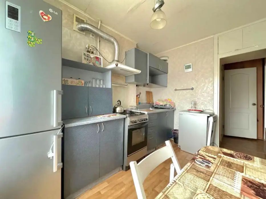 Продам 2к квартиру на Победе-3