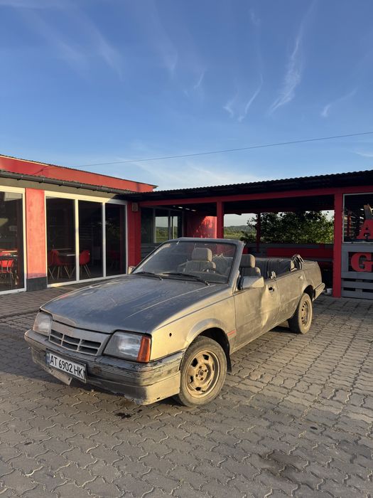 Продам opel ascona 1.6