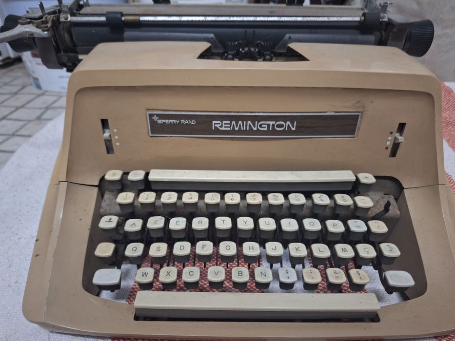 Máquina de Escrever Antiga - Remington