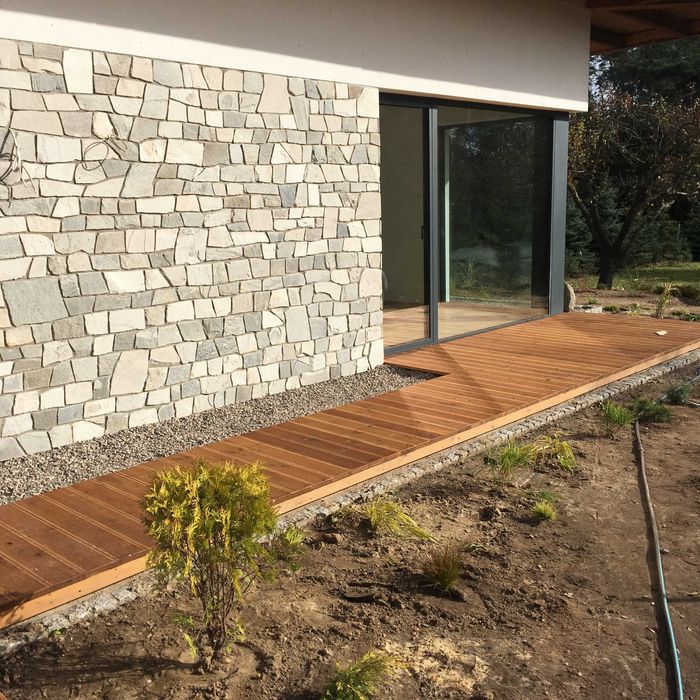 Deska tarasowa Modrzew Syberyjski ryflowana/gładka