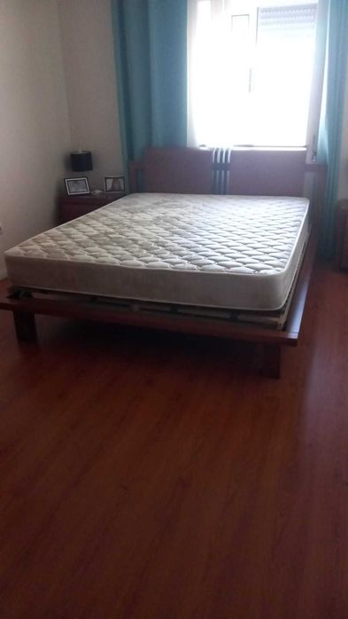 Mobília de quarto em cerejeira