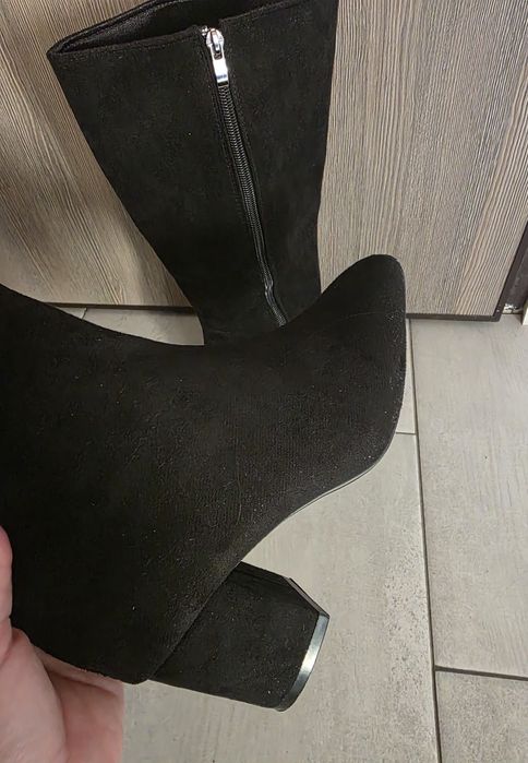 Kozaki na obcasie r. 36