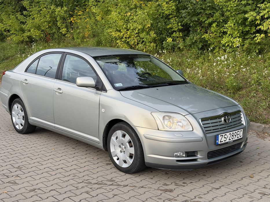 Toyota Avensis 1.8 bezyna ZAMIANA