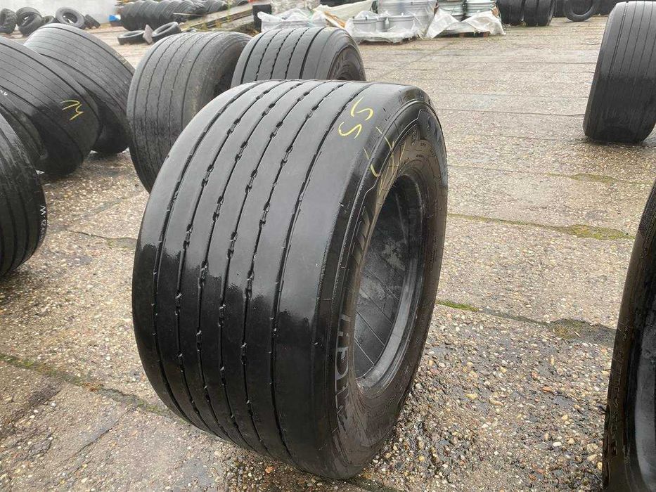 Opona używana naczepowa mega 445/45r19.5 Michelin Xmulti T 6-7mm