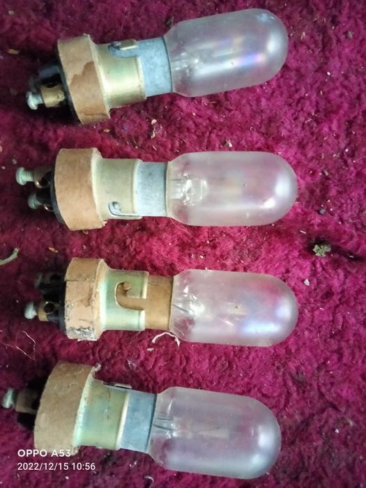 Лампочки с держателями 120в, 15ватт