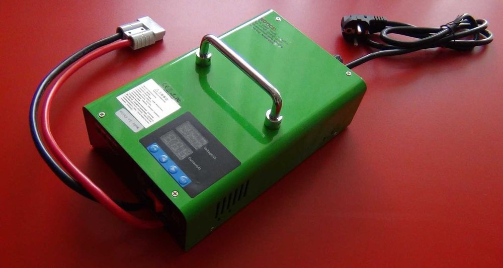 prostownik 12V 24V do akumulatora LiFePO4 0-30V max 40A