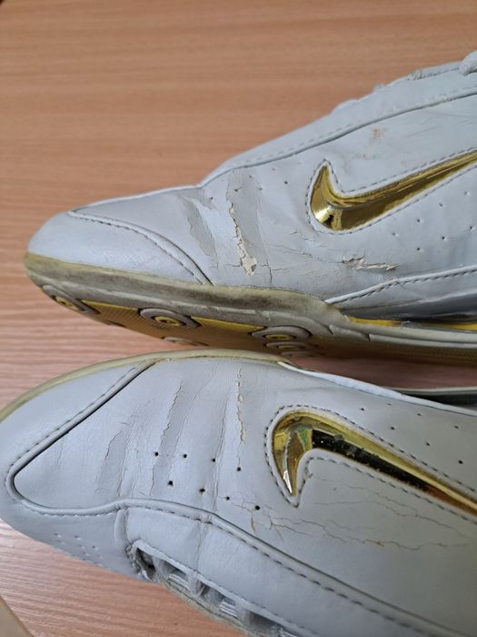 Damskie buty sportowe  Nike Shox Rivalry roz. 39