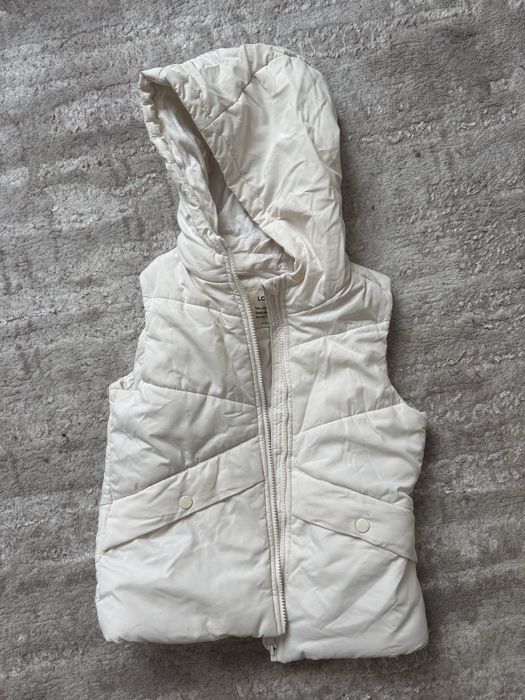 Продам дівчачу жилетку LC Walkiki