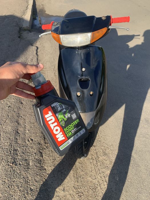 Suzuki lets 2...