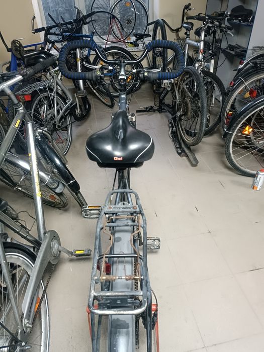 Велосипед на скоростях 28 колесо городской strato