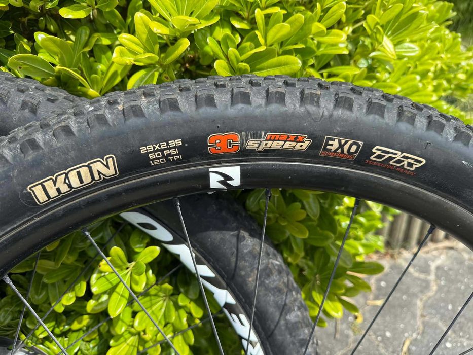 Rodas 29 REYNOLDS Carbono 289 309 XC