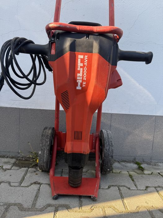 Mlot Hilti TE 2000 AVR na wózku używany sprawny
