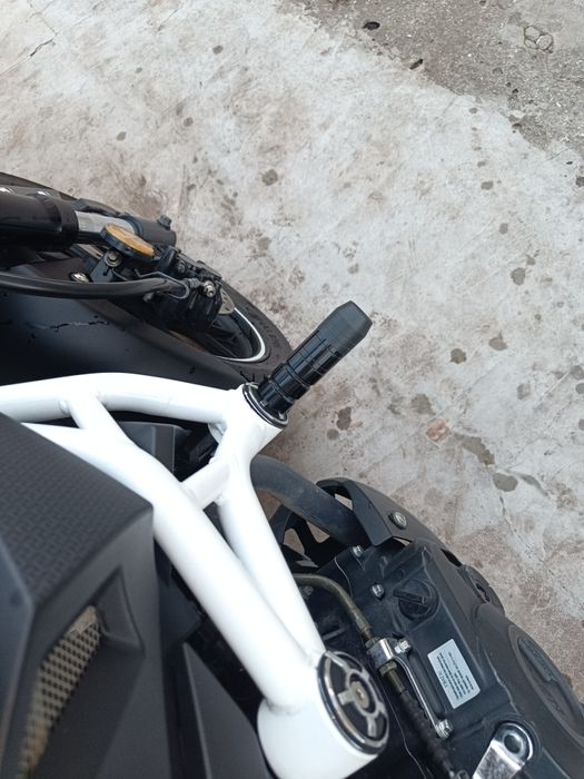 Lifan sr 200,один в таком цвете и форме