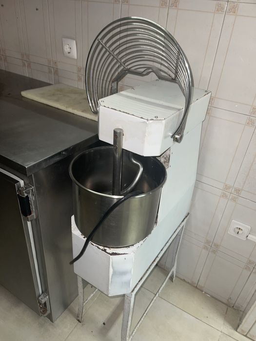Batedeira Industrial para Massas com Uso