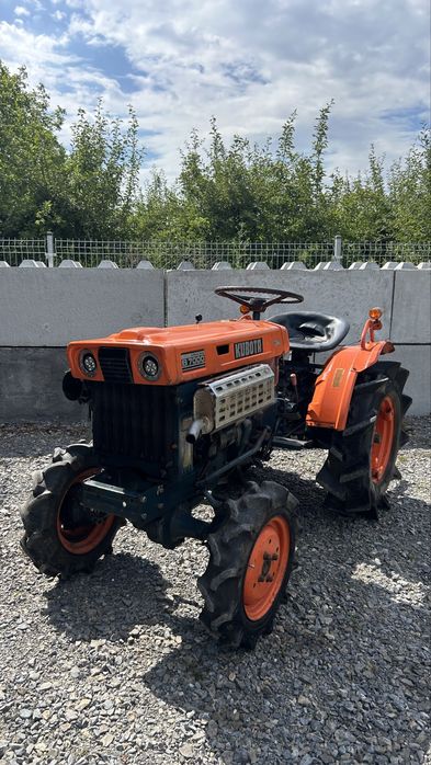 Traktorek kubota 4x4