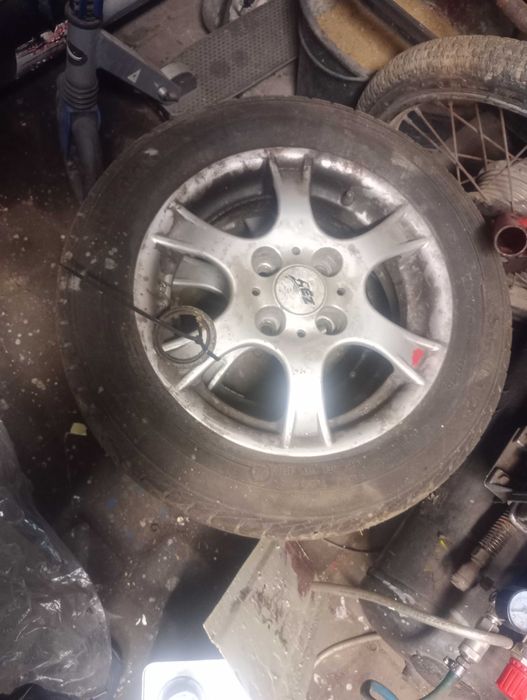 felgi  aluminiowe 14 kola mazda 2 ford