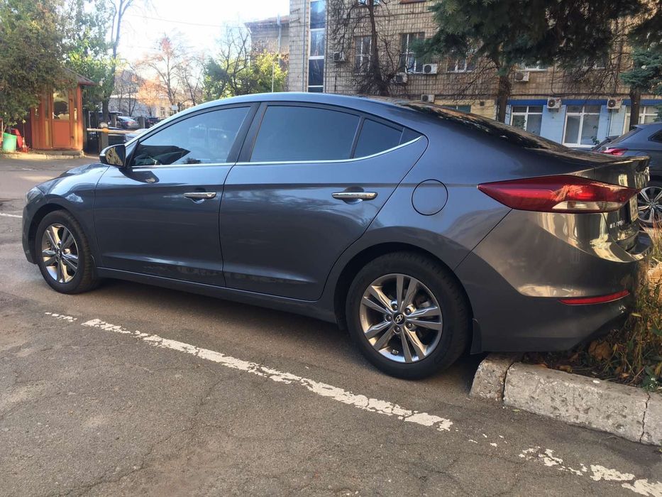 Продам Hyundai Elantra 2018
