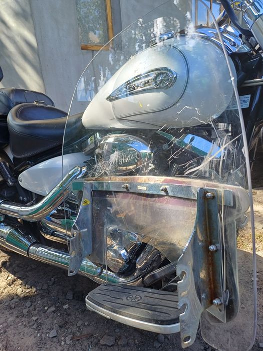 Yamaxa Road Star 1700 - вітрове скло (оптікач)