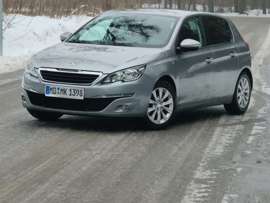 Peugeot 308 1.2 Benzyna 130 km Manual Serwis Dwa Klucze Kamera cofania