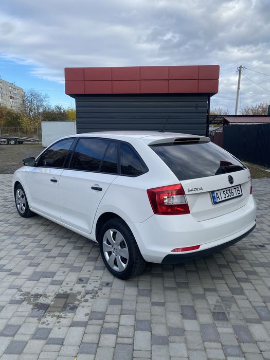 Skoda Rapid 2015 року