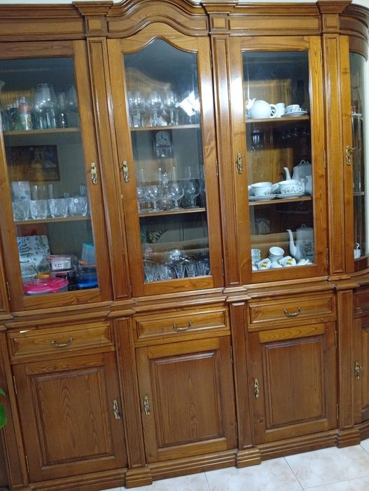 Móvel vitrine de sala