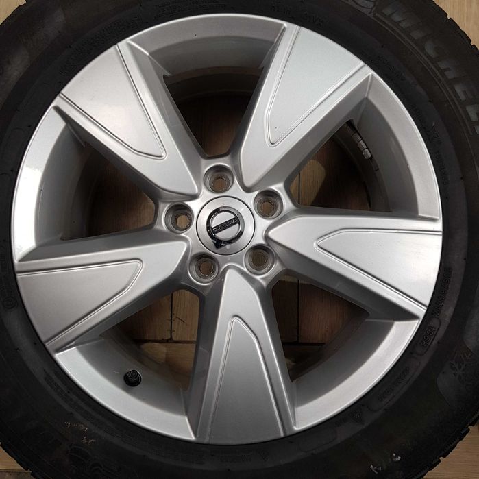 Диски Volvo R17 5x108 XC40 XC60 S60 V50 C30 Ford Mondeo Focus C-max Fusion Kuga Escape