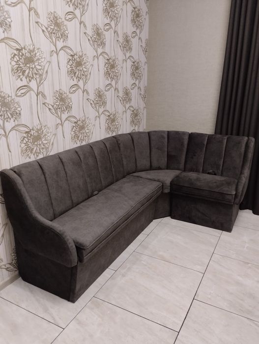 Перетяжка и ремонт мягкой мебели